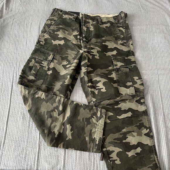 Banana Republic camo cargo pants for men Size 34 S - Picture 1 of 3